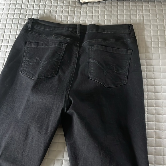 Classic Black Diane Gilman Straight Jeans - Picture 6 of 9